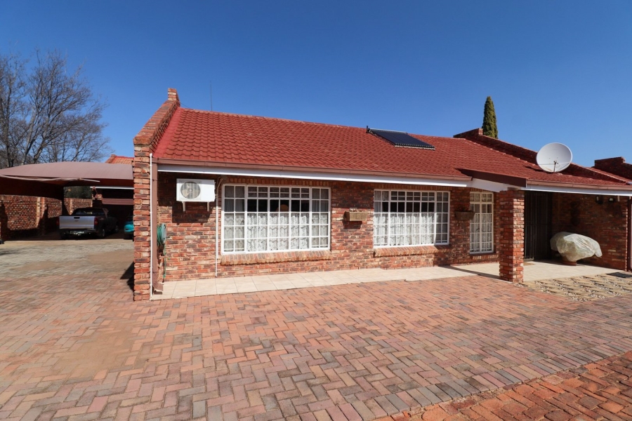 3 Bedroom Property for Sale in Vaal Park North West